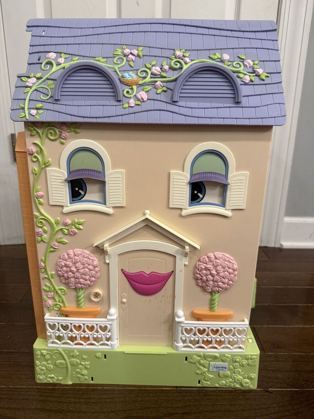 Learning Curve Mrs. Goodbee Interactive Talking Dollhouse Caring Corners WORKS